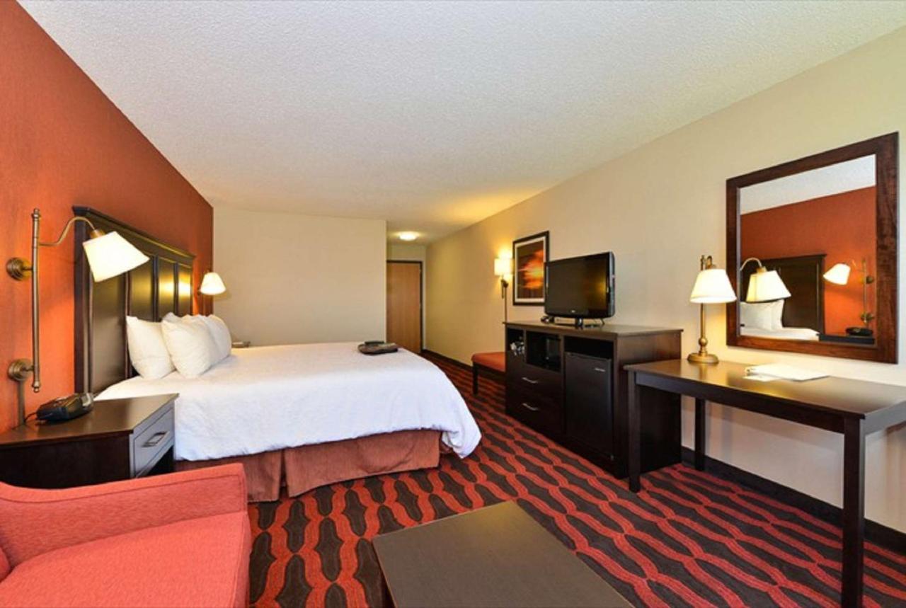 Hampton Inn Sturgis Ngoại thất bức ảnh